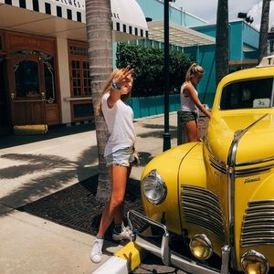 Meet your Posher, Sloan